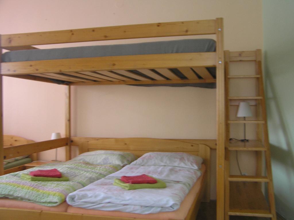Hostel Sklep Прага Стая снимка