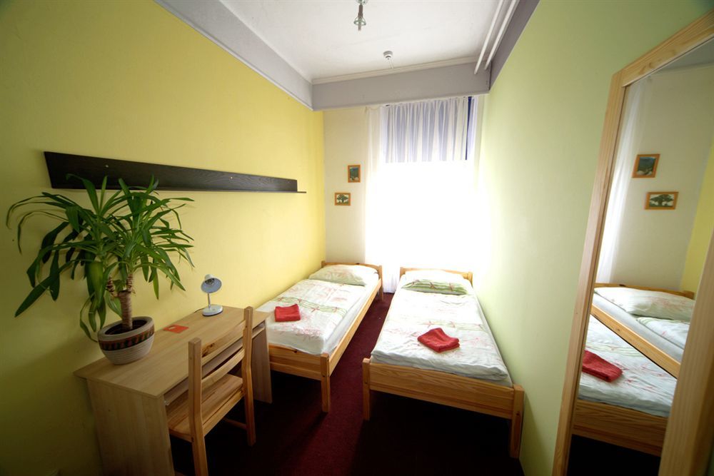 Hostel Sklep Прага Екстериор снимка